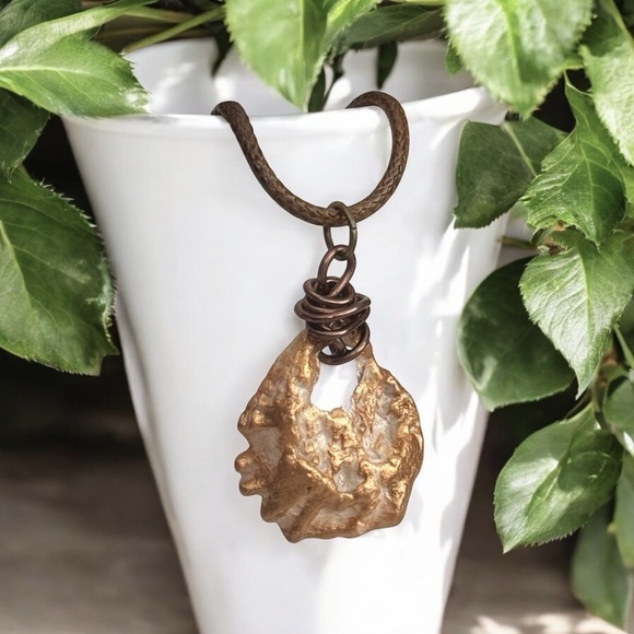 5 For $25💫Bronzed Metallic Nautical Shell Necklace Pendant - Picture 4 of 4